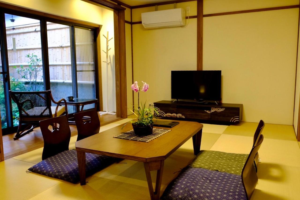 Vila Tsurui Goshonishi 鶴居御所西 Kjóto Exteriér fotografie