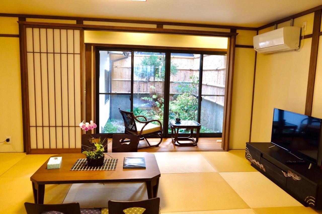 Vila Tsurui Goshonishi 鶴居御所西 Kjóto Exteriér fotografie